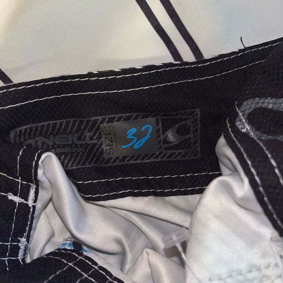 O’Neill Mens Board shorts: Size 32   - Picture 4 of 7